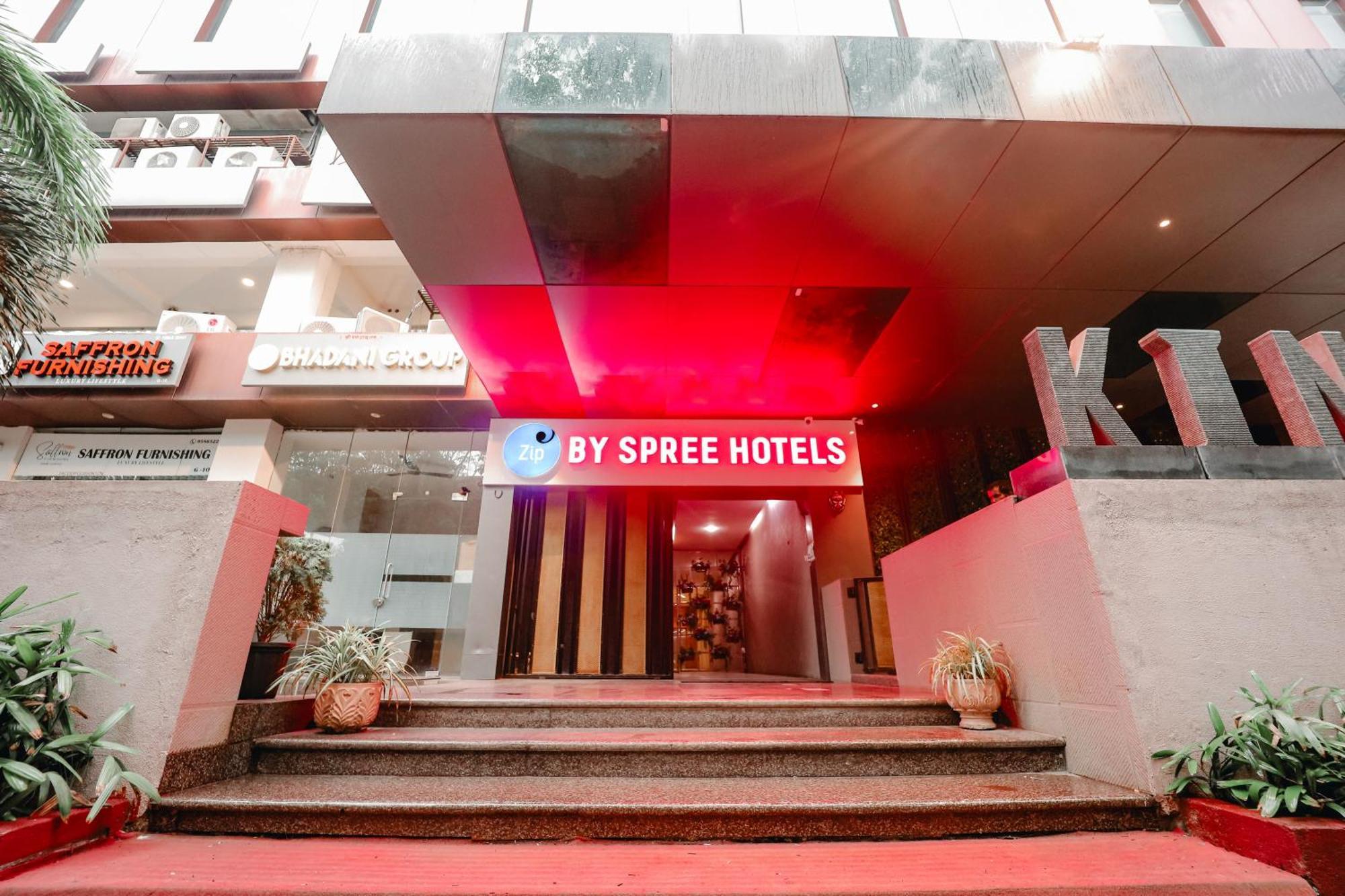 Zip By Spree Hotels Surat Eksteriør billede