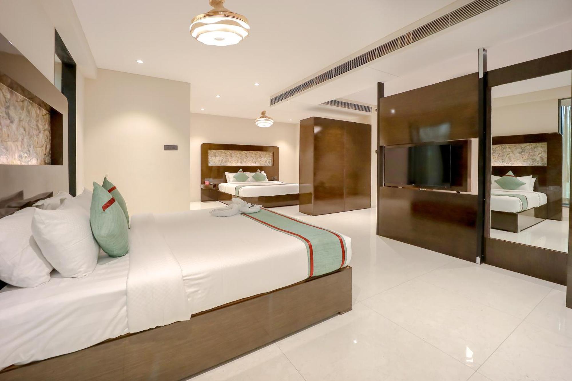 Zip By Spree Hotels Surat Eksteriør billede